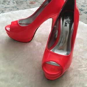 💕NEON PINK PUMPS💕